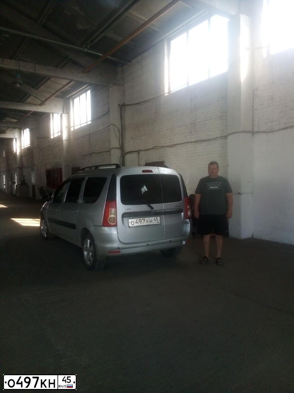 Фото автомобиля LADA LARGUS, 2012 — госномер О497КН45. Цвет: СЕРЕБРИСТЫЙ