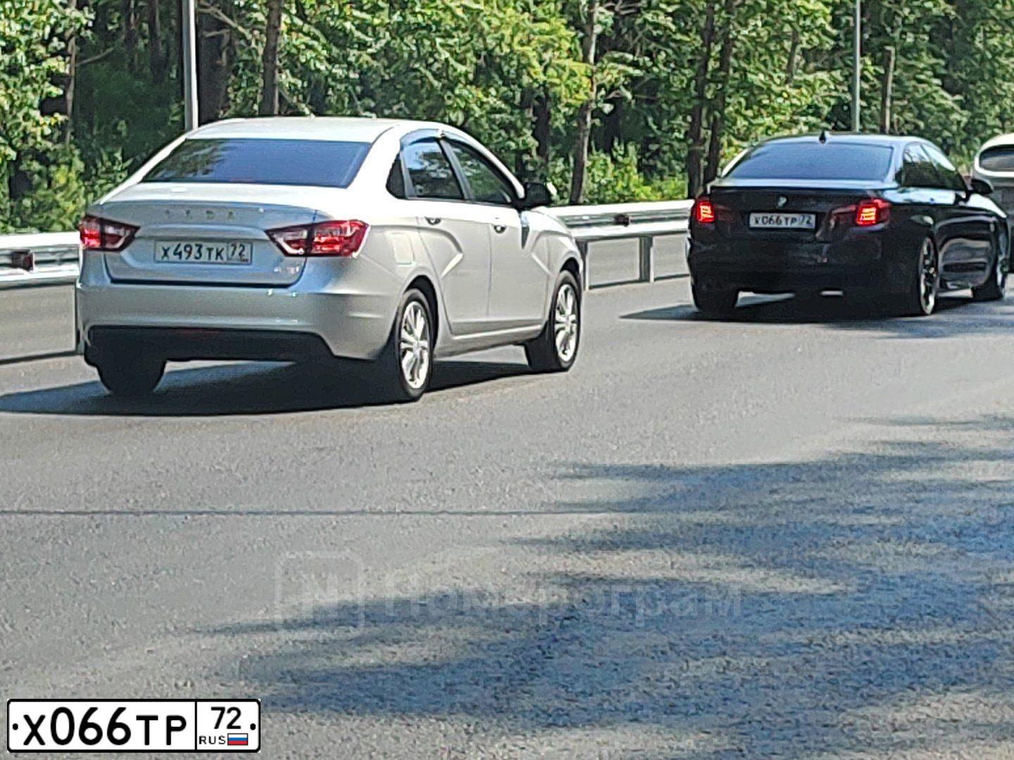 Фото автомобиля BMW SERIE 5, 2013 — госномер Т001АМ72. Цвет: ТЕМНО-СЕРЫЙ