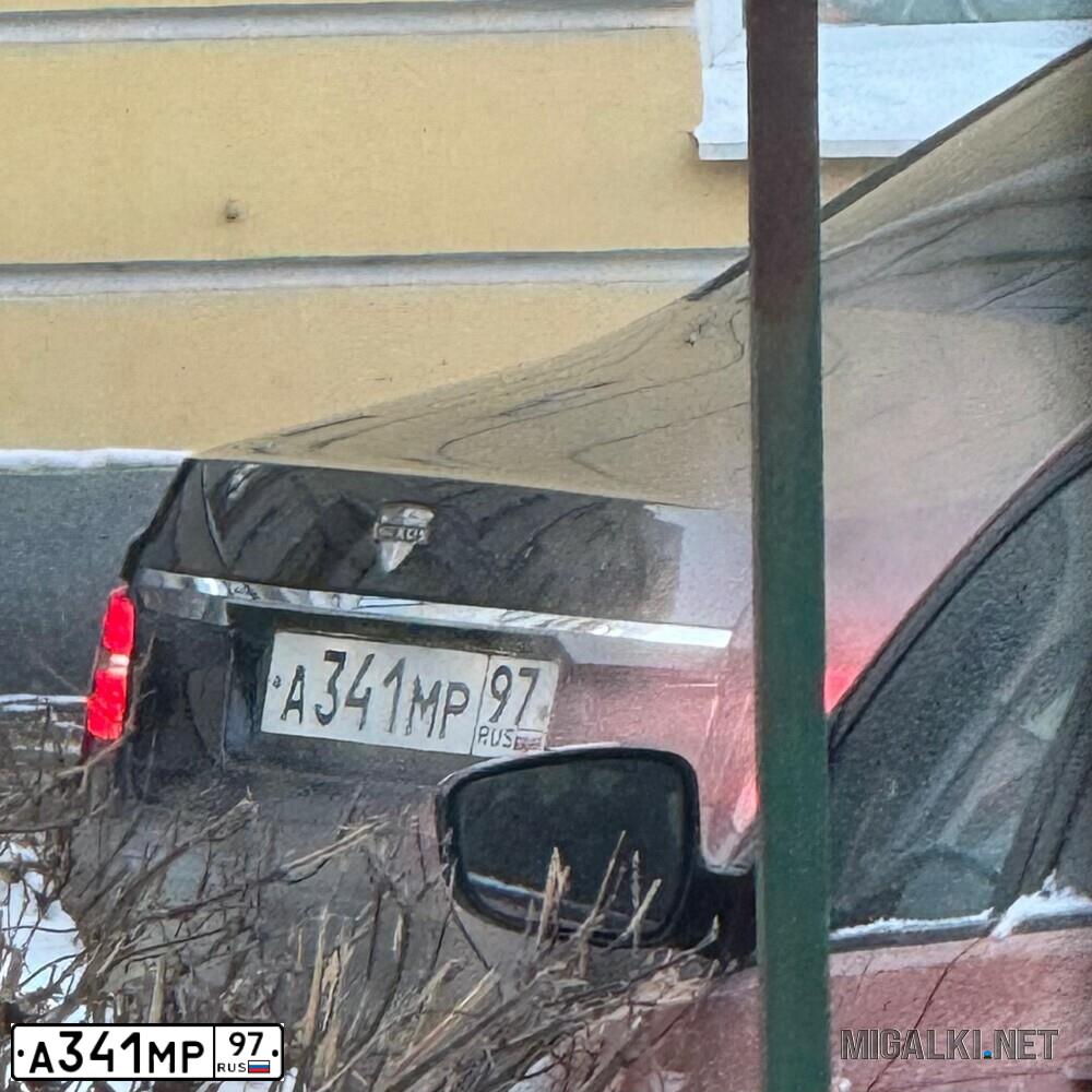 Фото автомобиля BMW SERIE 5, 2006 — госномер А341МР97. Цвет: ЧЕРНЫЙ