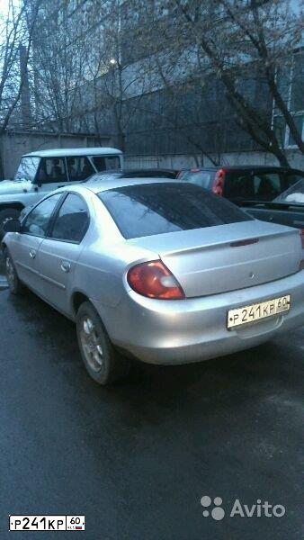 Фото автомобиля DODGE NEON, 2002 — госномер Р241КР60. Цвет: Серебристый