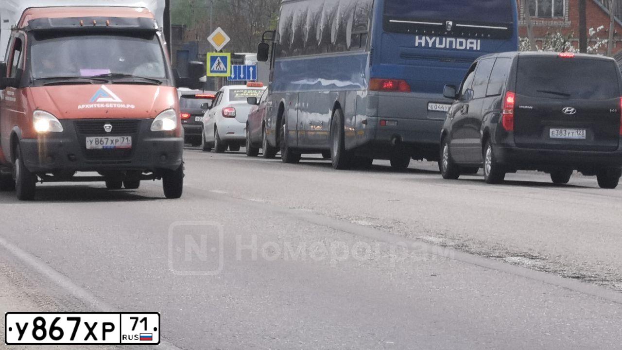 Фото автомобиля GAZ 3302 GAZEL, 2011 — госномер М852СХ71. Цвет: Оранжевый