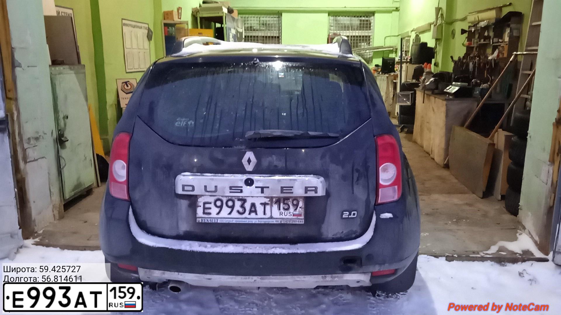 Фото автомобиля RENAULT DUSTER, 2013 — госномер Е993АТ159. Цвет: ЧЕРНЫЙ