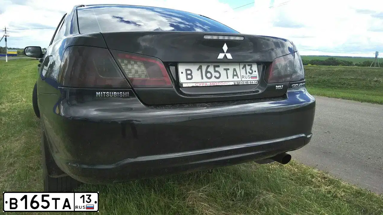 Фото автомобиля MITSUBISHI GALANT, 2007 — госномер У501ВХ152. Цвет: ЧЕРНЫЙ