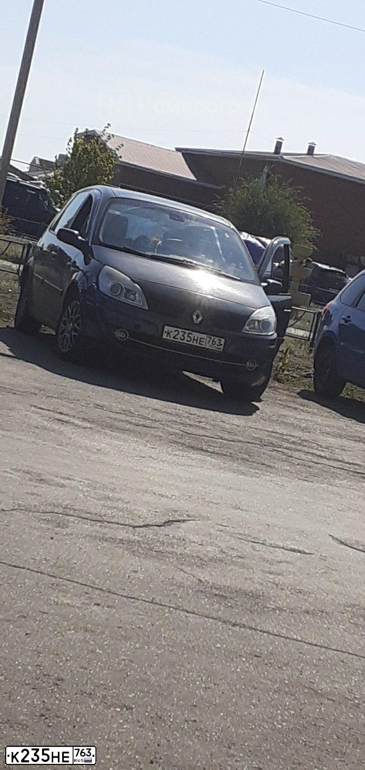 Фото автомобиля RENAULT MEGANE /GRAND/ SCENIC, 2008 — госномер К235НЕ763. Цвет: СЕРЫЙ