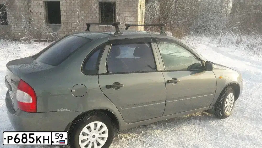 Фото автомобиля ЛАДА 11183 LADA KALINA, 2008 — госномер М835РУ18. Цвет: Темно-серый металлик