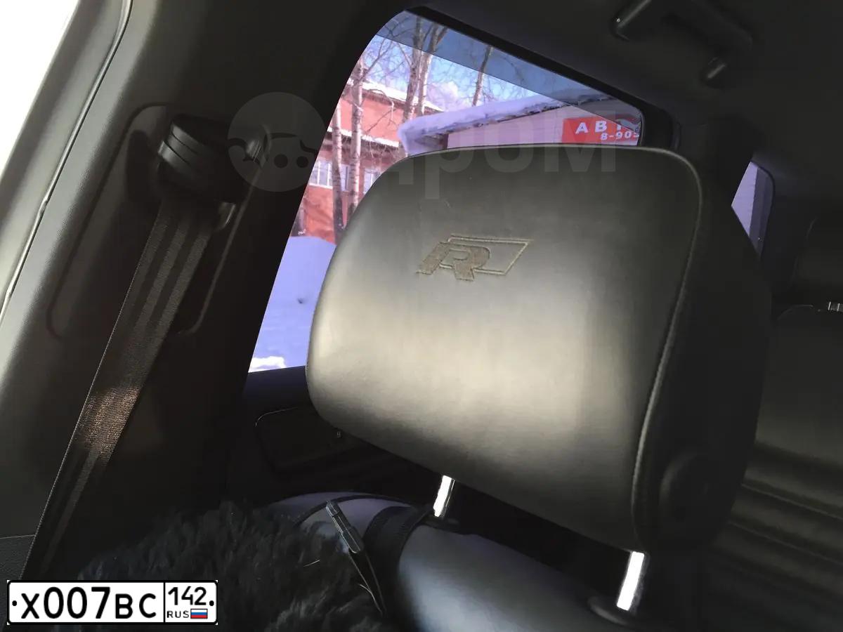 Фото автомобиля VOLKSWAGEN TOUAREG, 2011 — госномер В003АА161. Цвет: БЕЛЫЙ
