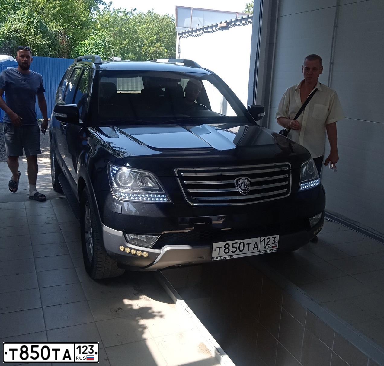 Фото автомобиля KIA MOHAVE, 2014 — госномер Н745ТК193. Цвет: ЧЕРНЫЙ