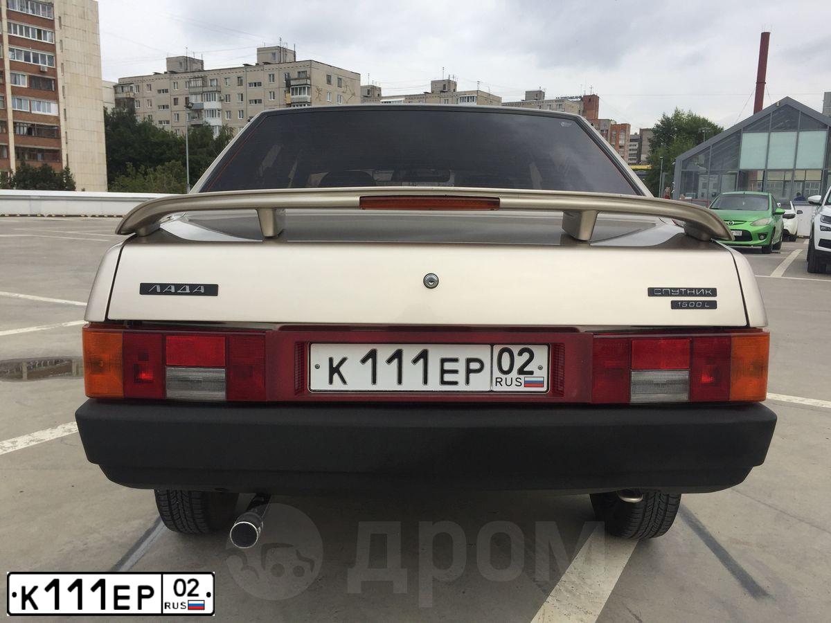 Фото автомобиля SKODA OCTAVIA, 2007 — госномер К111ЕР02. Цвет: Красный