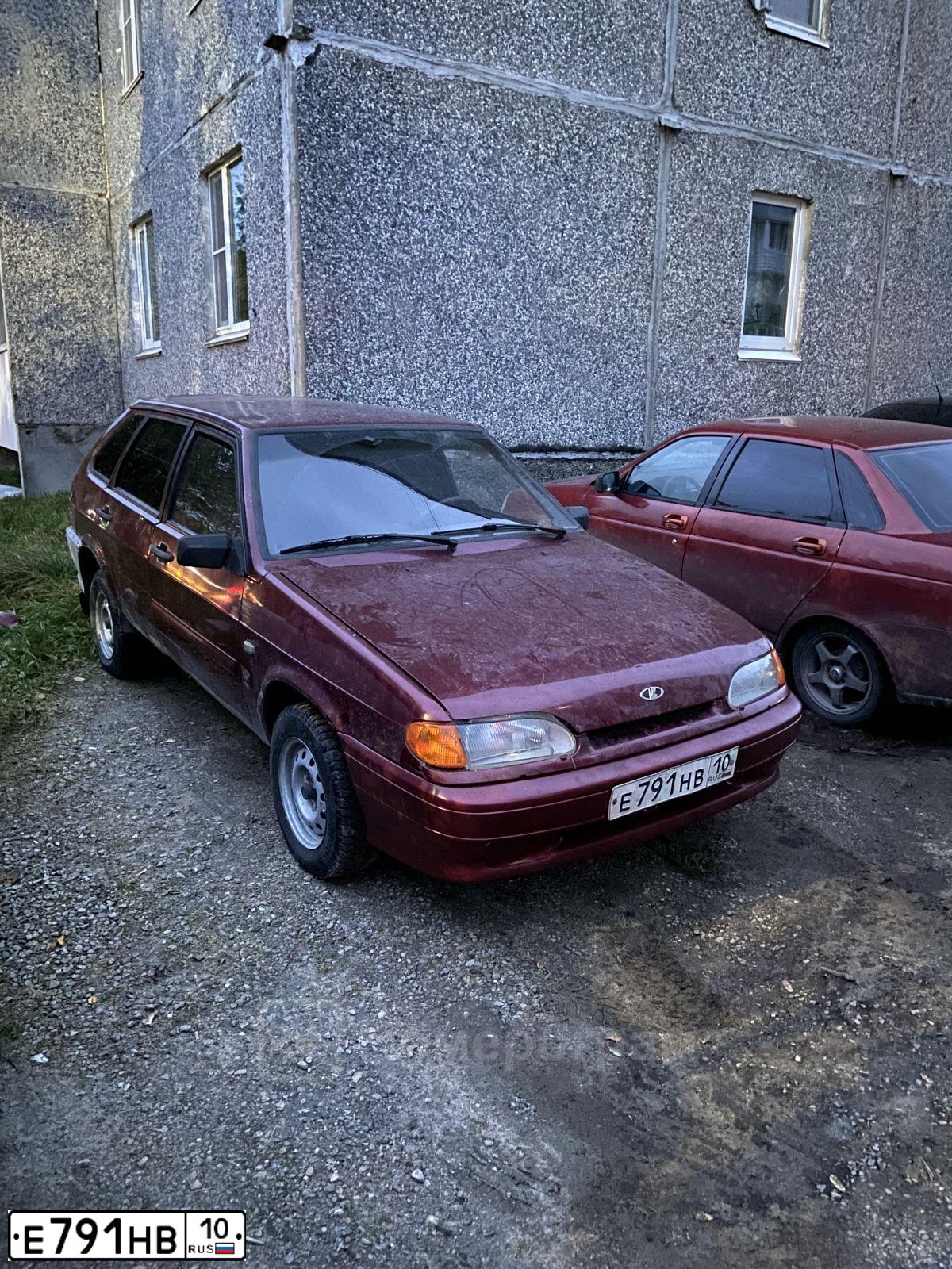 Фото автомобиля LADA 2114 SAMARA, 2004 — госномер Е791НВ10. Цвет: ТЕМНО-МАЛИНОВЫЙ