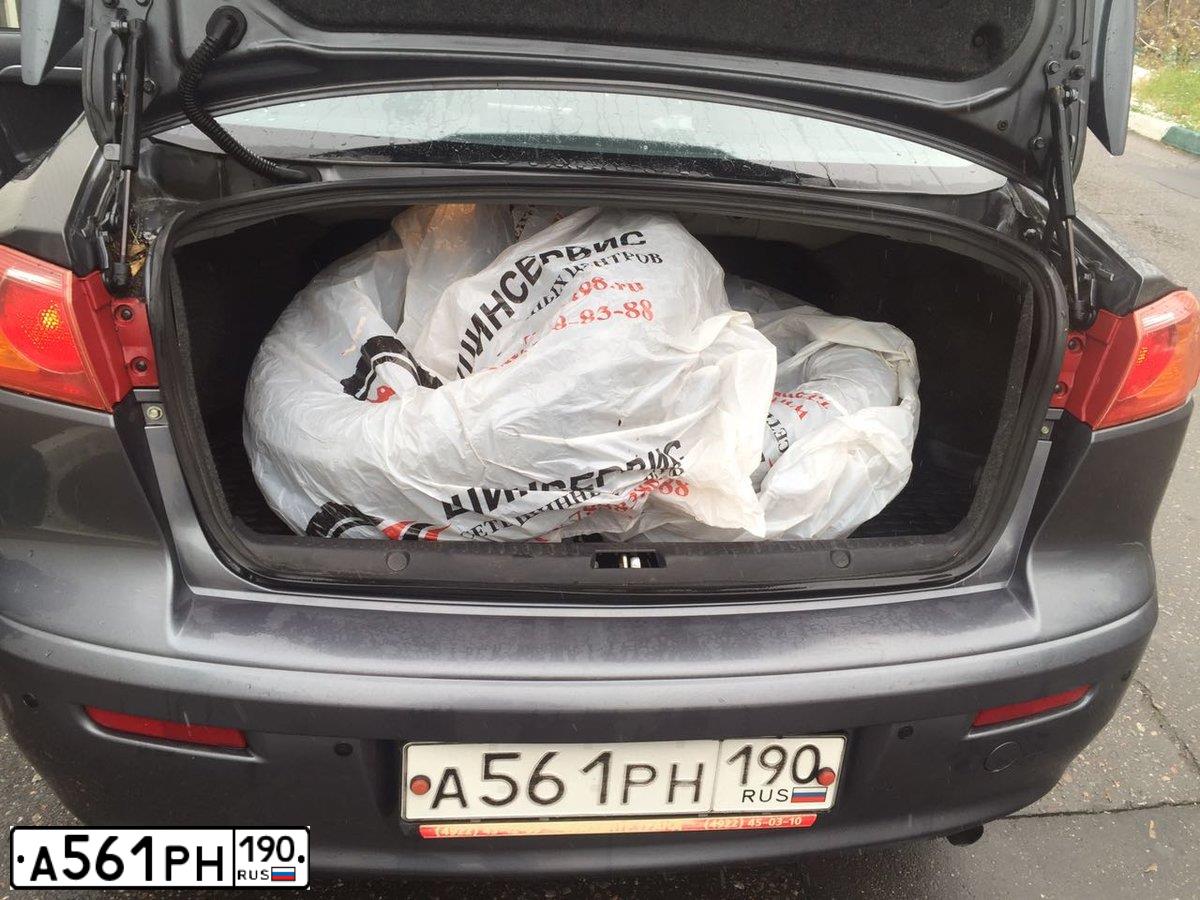 Фото автомобиля MITSUBISHI LANCER, 2008 — госномер А561РН190. Цвет: СЕРЫЙ