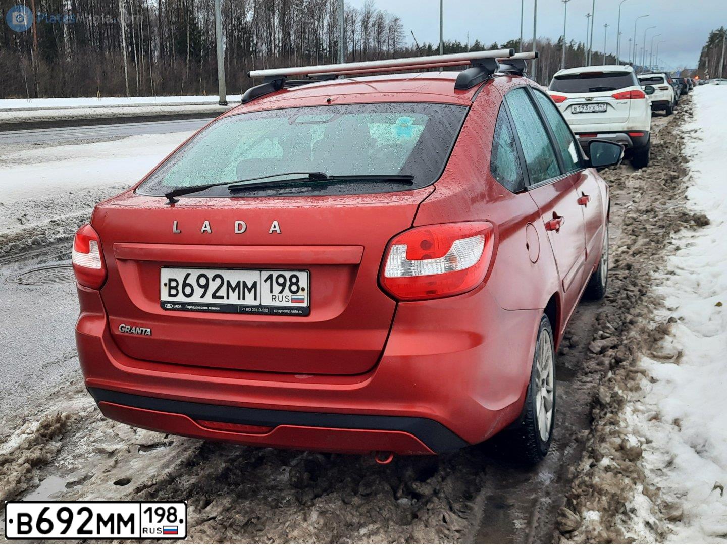 Фото автомобиля LADA 2191 GRANTA, 2019 — госномер В692ММ198. Цвет: КРАСНЫЙ
