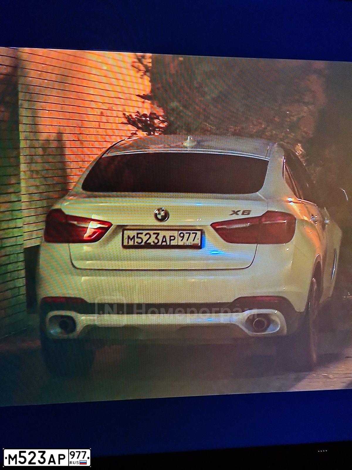 Фото автомобиля BMW X6, 2015 — госномер М745ОЕ164. Цвет: БЕЛЫЙ МЕТАЛЛИК