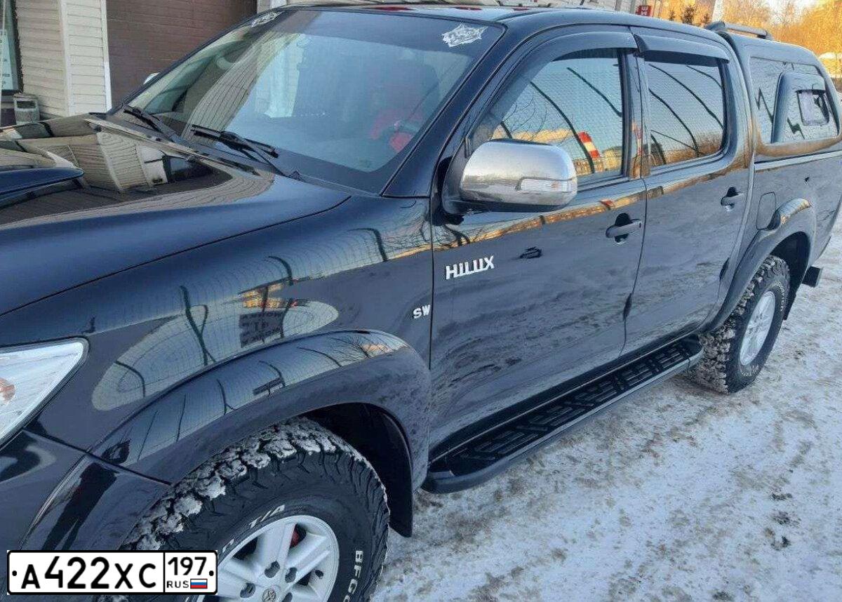 Фото автомобиля OPEL ANTARA, 2012 — госномер О328РС799. Цвет: Белый