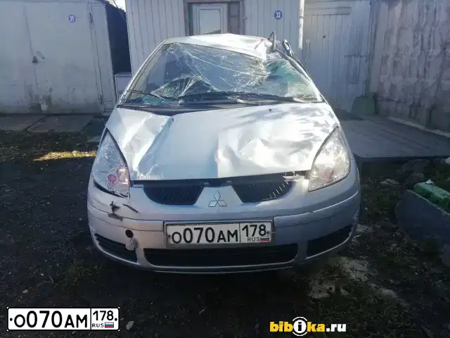 Фото автомобиля MITSUBISHI COLT, 2008 — госномер О070АМ178. Цвет: СЕРЫЙ