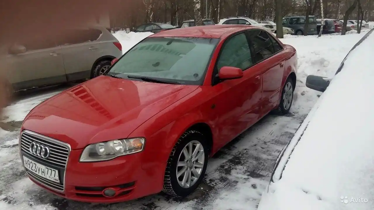 Фото автомобиля AUDI A4, 2004 — госномер А780ВМ550. Цвет: Красный