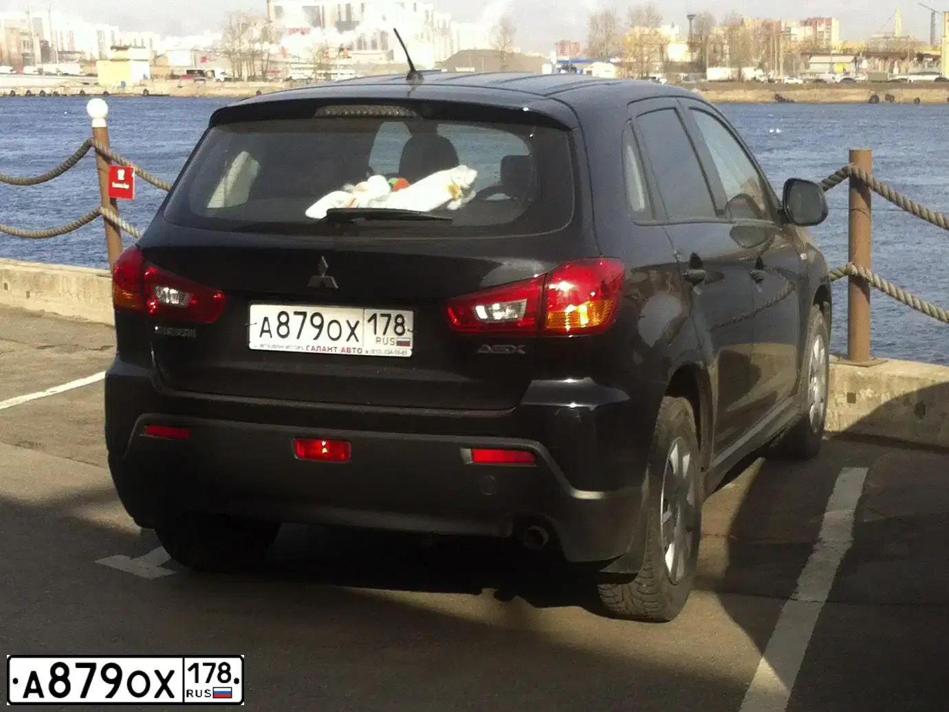 Фото автомобиля MITSUBISHI ASX, 2010 — госномер А879ОХ178. Цвет: ЧЕРНЫЙ