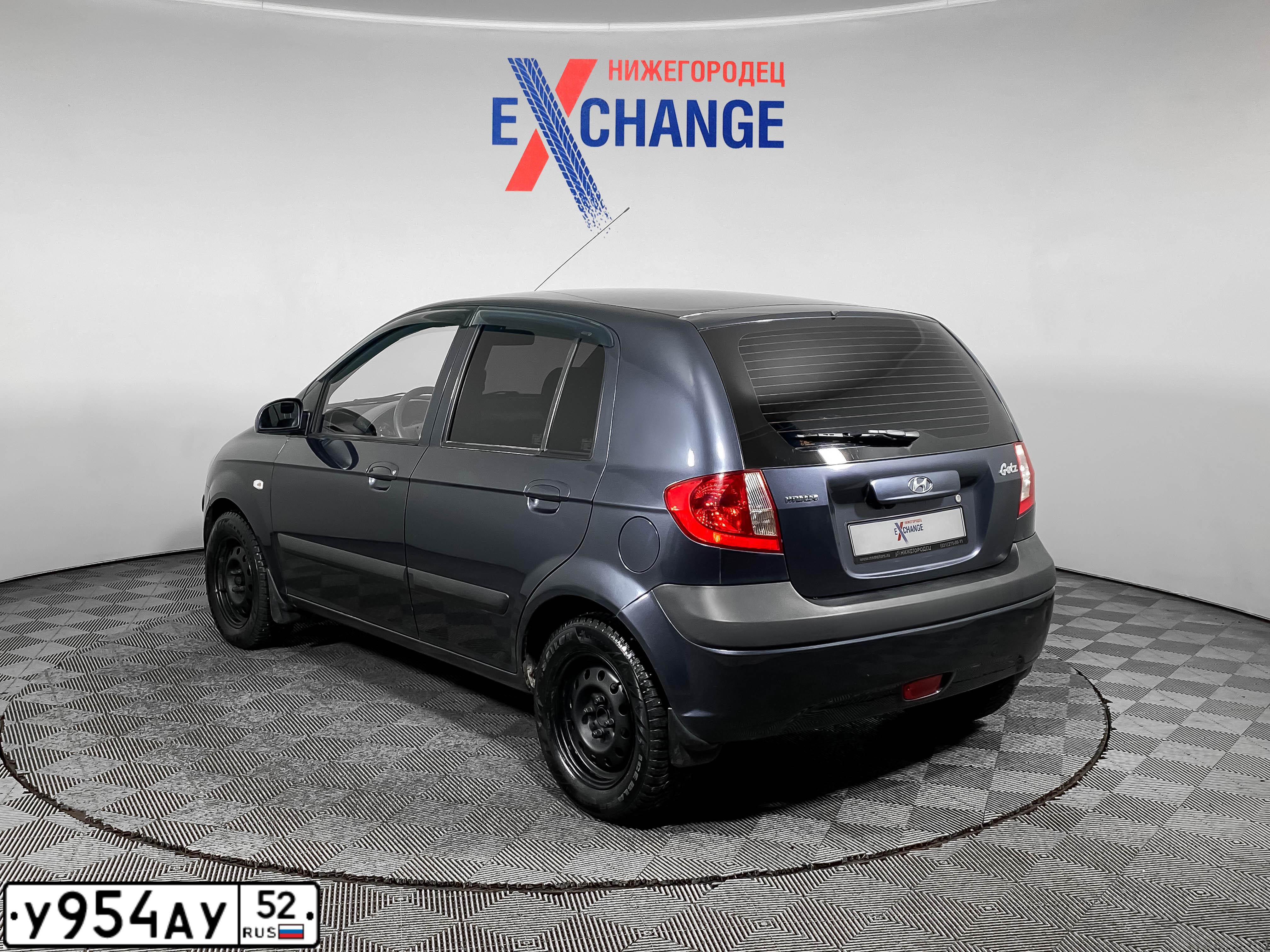 Фото автомобиля HYUNDAI GETZ, 2007 — госномер Х950ТВ178. Цвет: ТЕМНО-СЕРЫЙ