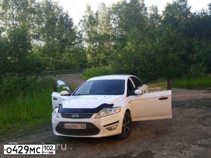 Фото автомобиля FORD MONDEO, 2011 — госномер О429МС102. Цвет: Белый