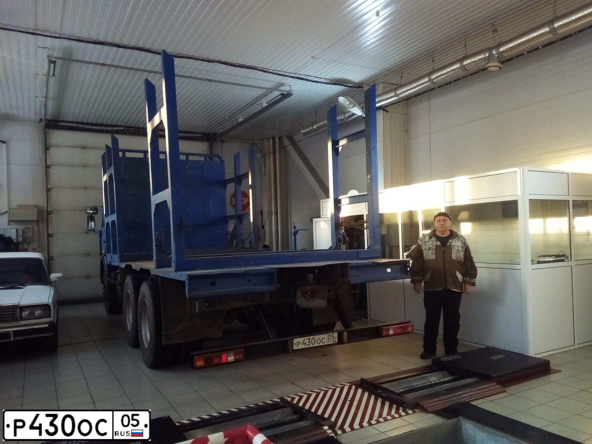 Фото автомобиля KAMAZ 43118 /6X6/, 2015 — госномер Т607ОУ55. Цвет: синий