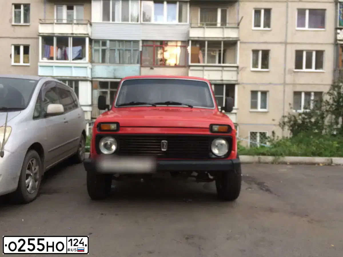 Фото автомобиля LADA 2121 NIVA, 1995 — госномер О255НО124. Цвет: Красный
