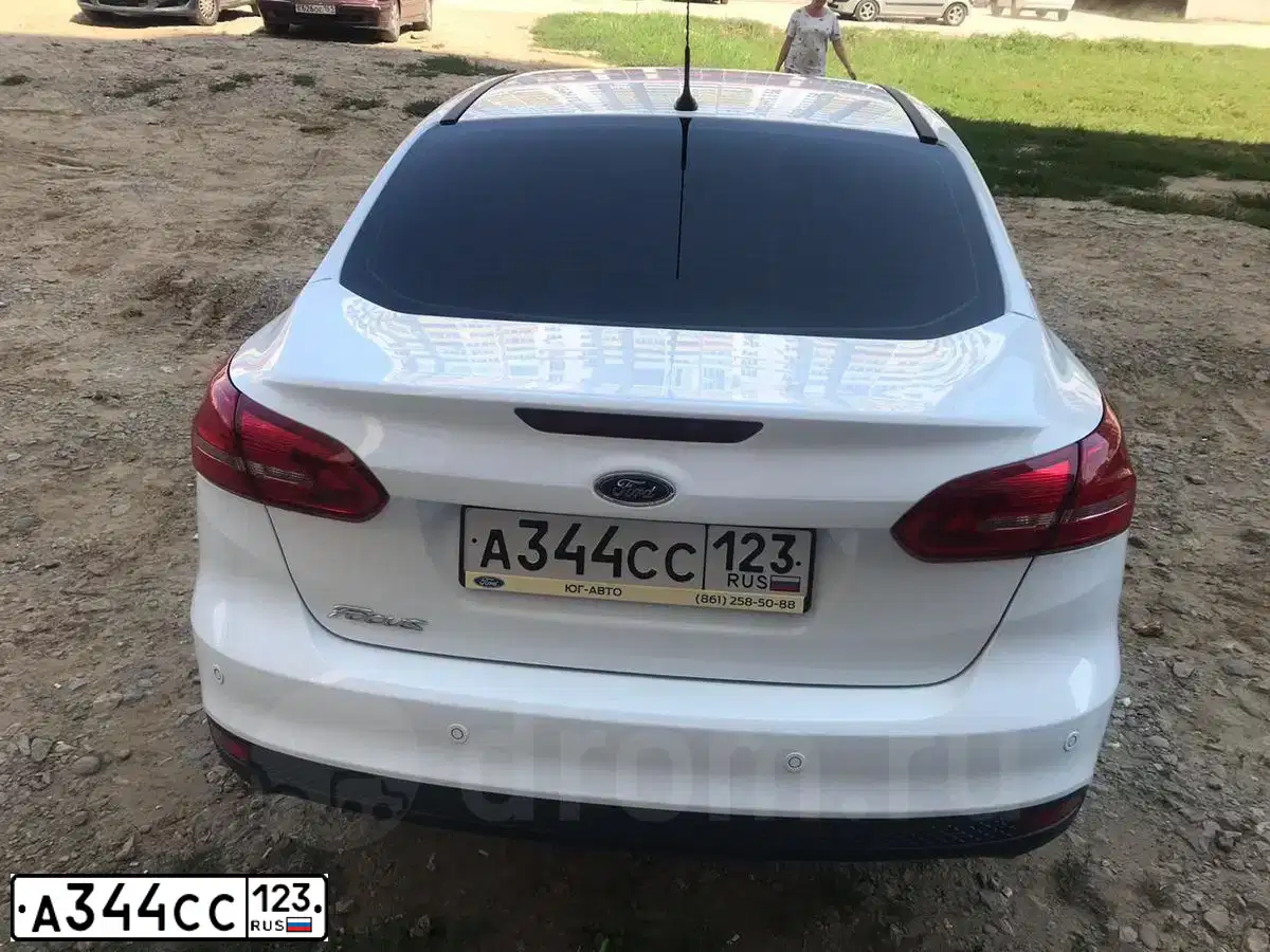 Фото автомобиля FORD FOCUS, 2016 — госномер А344СС123. Цвет: Белый