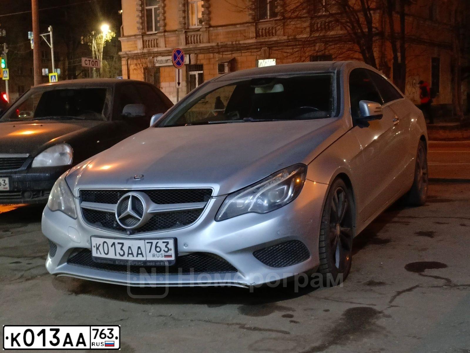 Фото автомобиля MERCEDES E-KLASSE, 2013 — госномер К013АА763. Цвет: СЕРЕБРИСТЫЙ