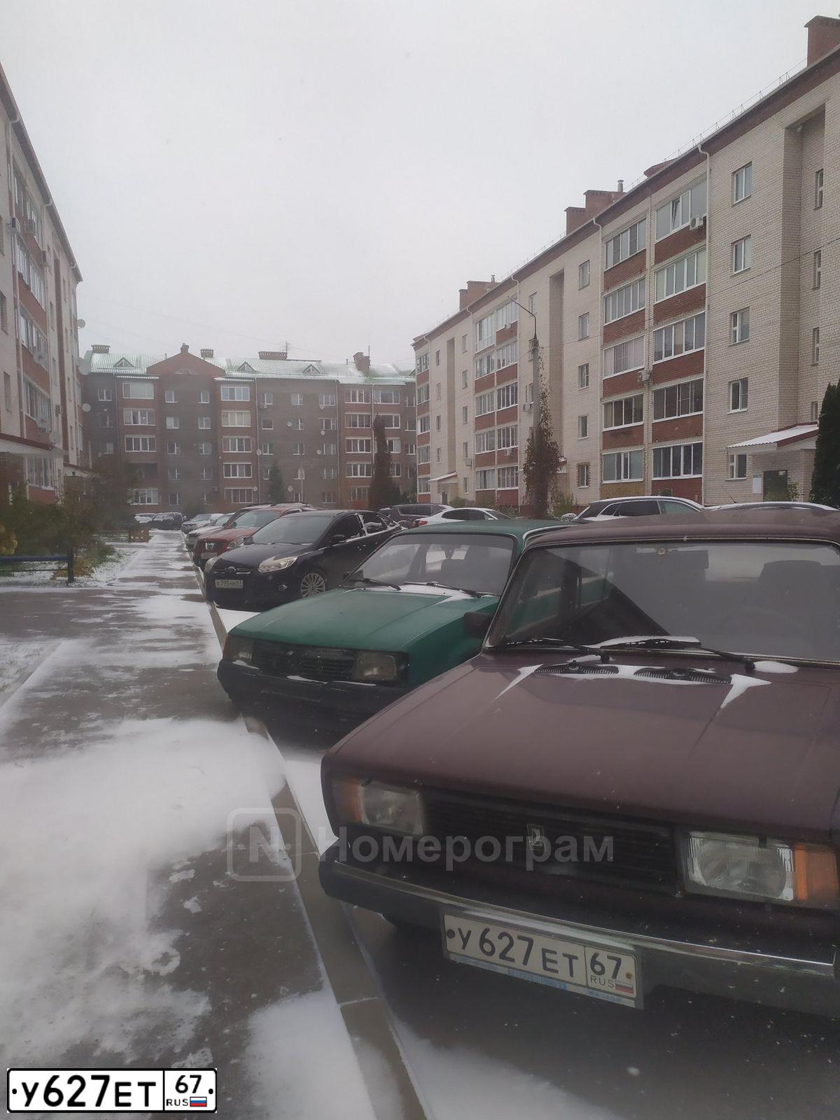 Фото автомобиля LADA 2105, 2007 — госномер У627ЕТ67. Цвет: ТЕМНО-ВИШНЕВЫЙ