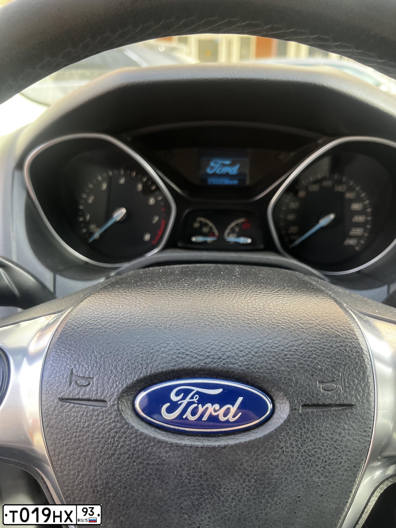Фото автомобиля FORD FOCUS, 2012 — госномер Т019НХ93. Цвет: СЕРЕБРИСТЫЙ