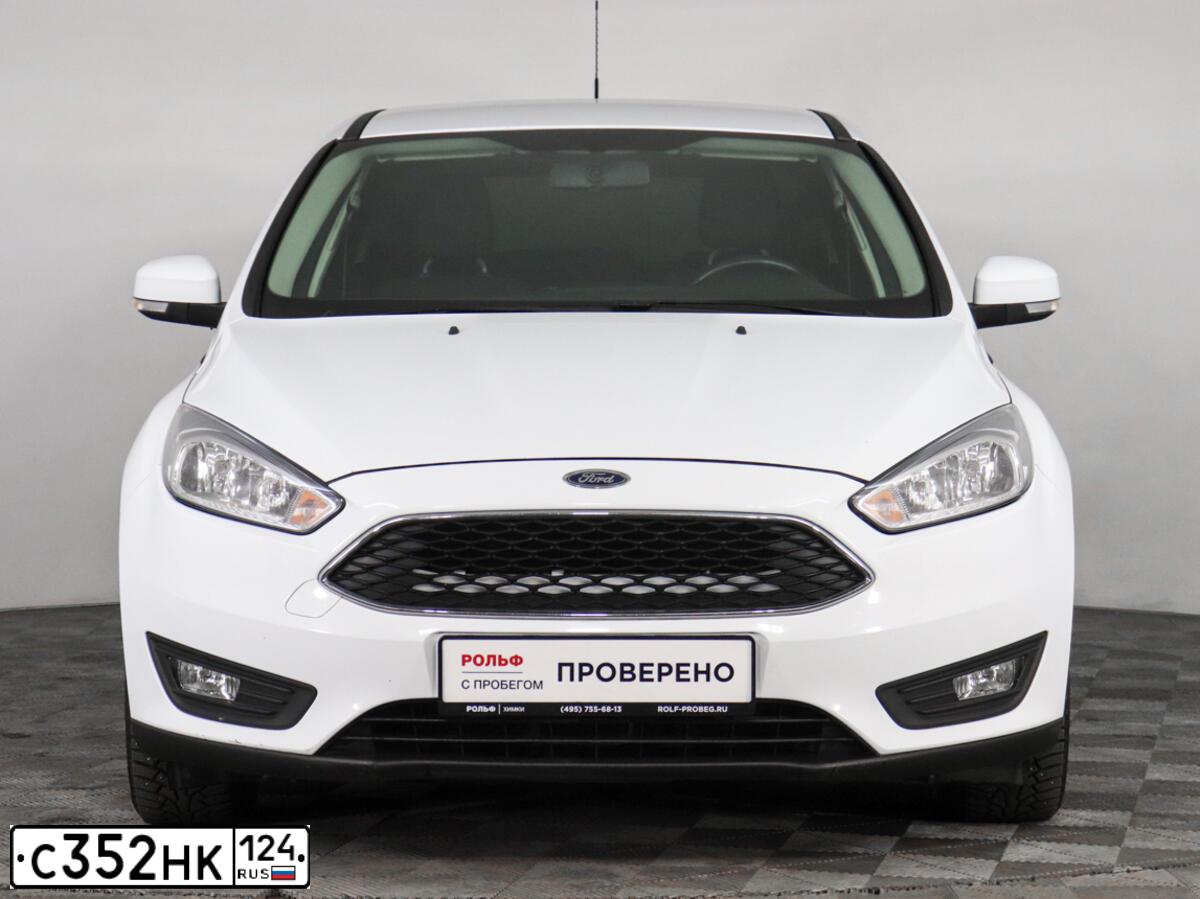 Фото автомобиля FORD FOCUS, 2016 — госномер Х102ТМ790. Цвет: Белый