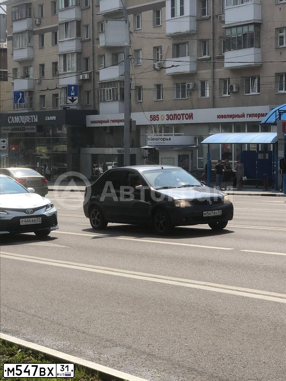 Фото автомобиля RENAULT LOGAN, 2008 — госномер М547ВХ31. Цвет: ТЕМНО-СЕРЫЙ