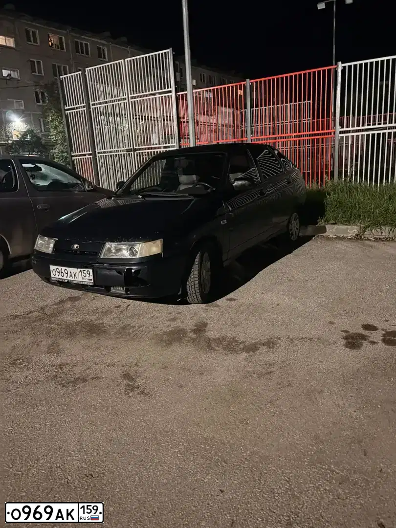 Фото автомобиля LADA 2112, 2007 — госномер О969АК159. Цвет: Темно-зеленый
