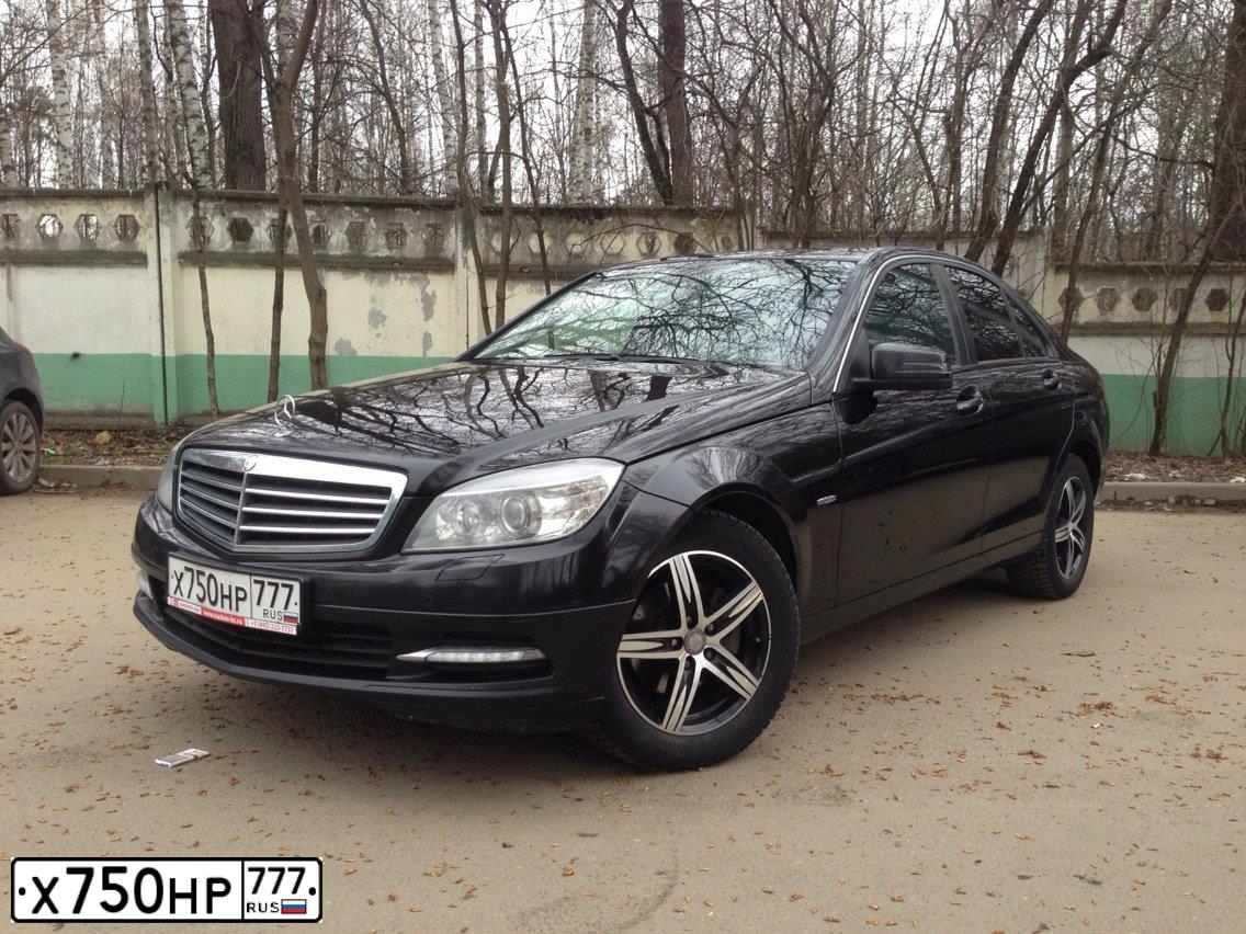 Фото автомобиля MERCEDES C-KLASSE, 2010 — госномер Х304ТУ797. Цвет: ЧЕРНЫЙ