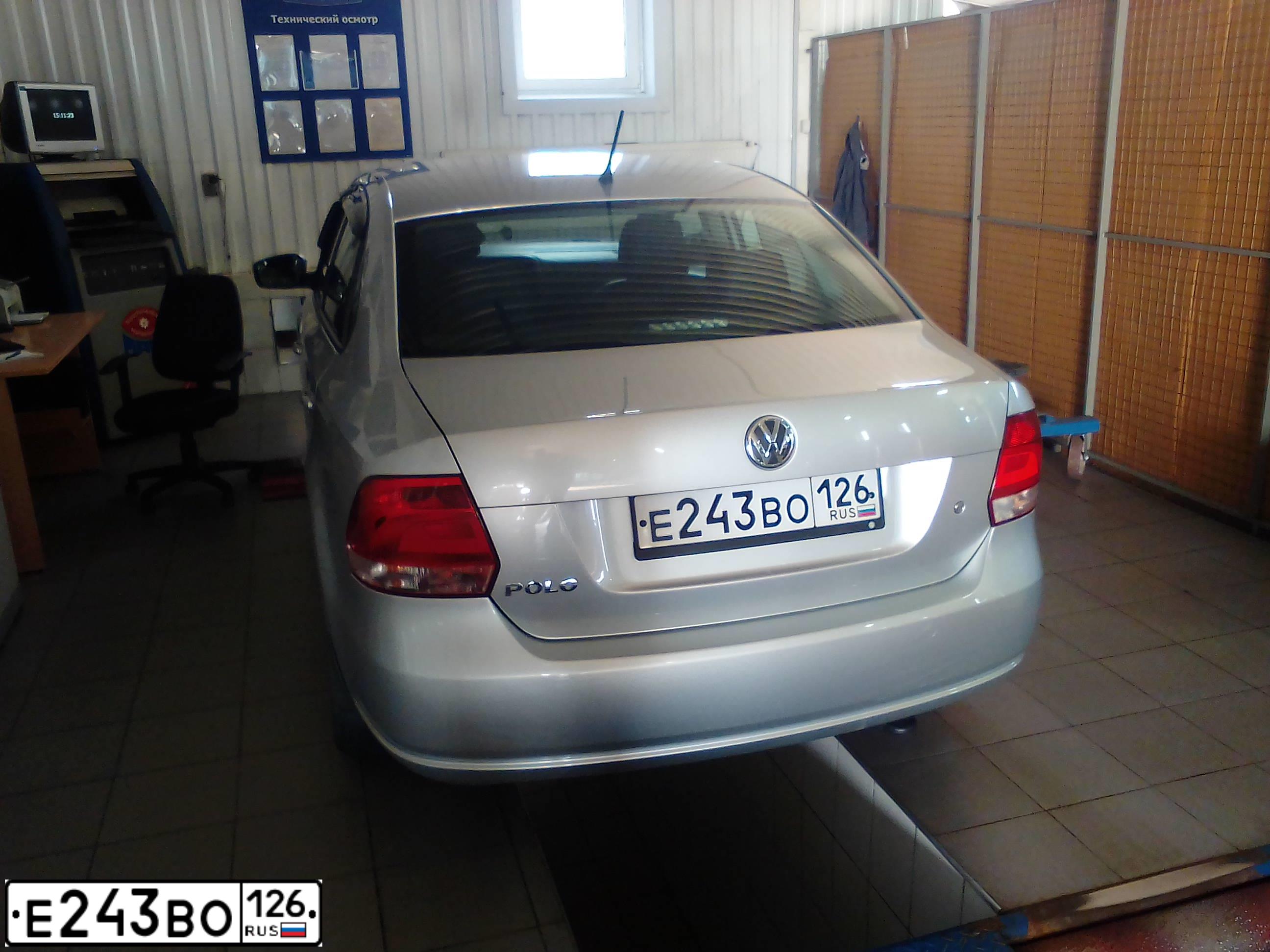 Фото автомобиля VOLKSWAGEN POLO, 2014 — госномер Е243ВО126