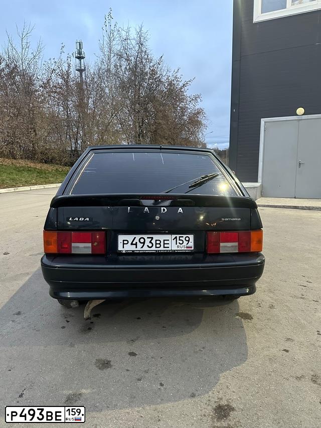 Фото автомобиля LADA 2114 SAMARA, 2009 — госномер Р493ВЕ159. Цвет: ГРАФИТОВЫЙ МЕТАЛЛИК