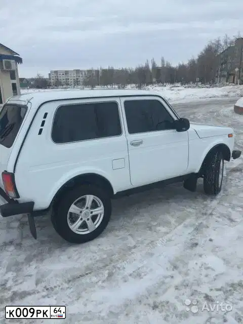 Фото автомобиля LADA NIVA 4X4, 2014 — госномер М818КА164