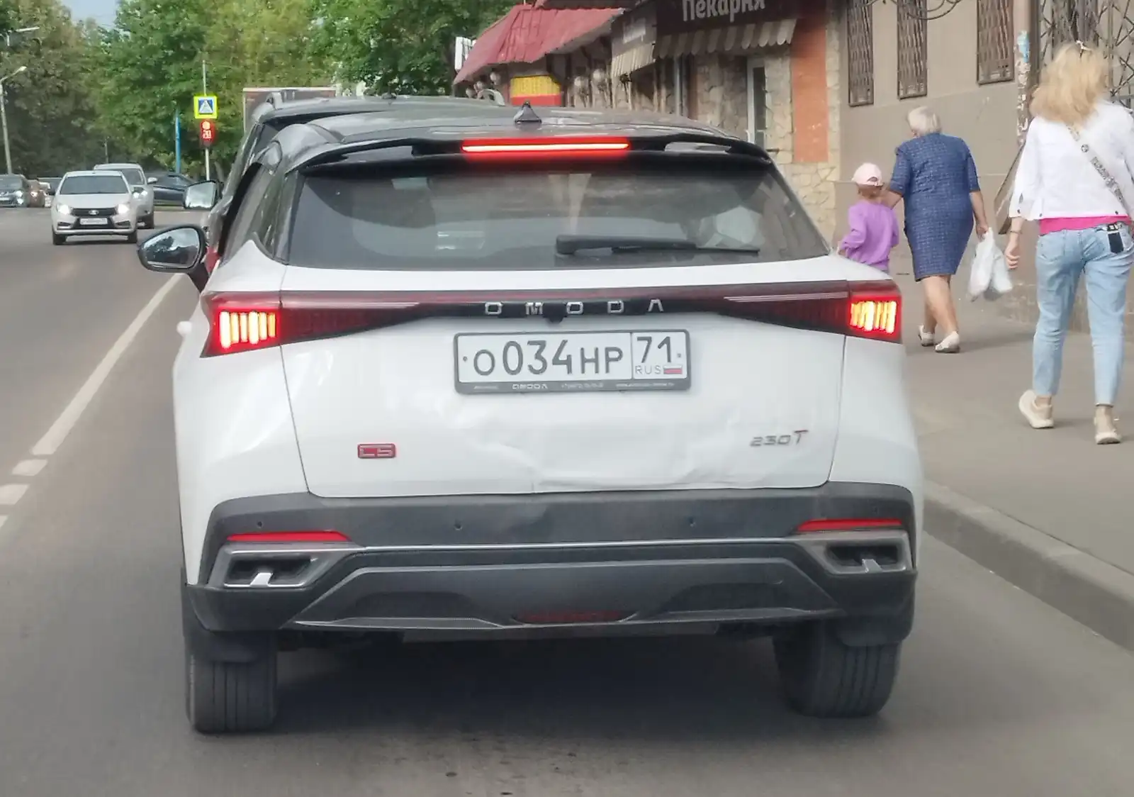 Фото автомобиля OMODA ОМОДА C5, 2023 — госномер О034НР71. Цвет: БЕЛЫЙ