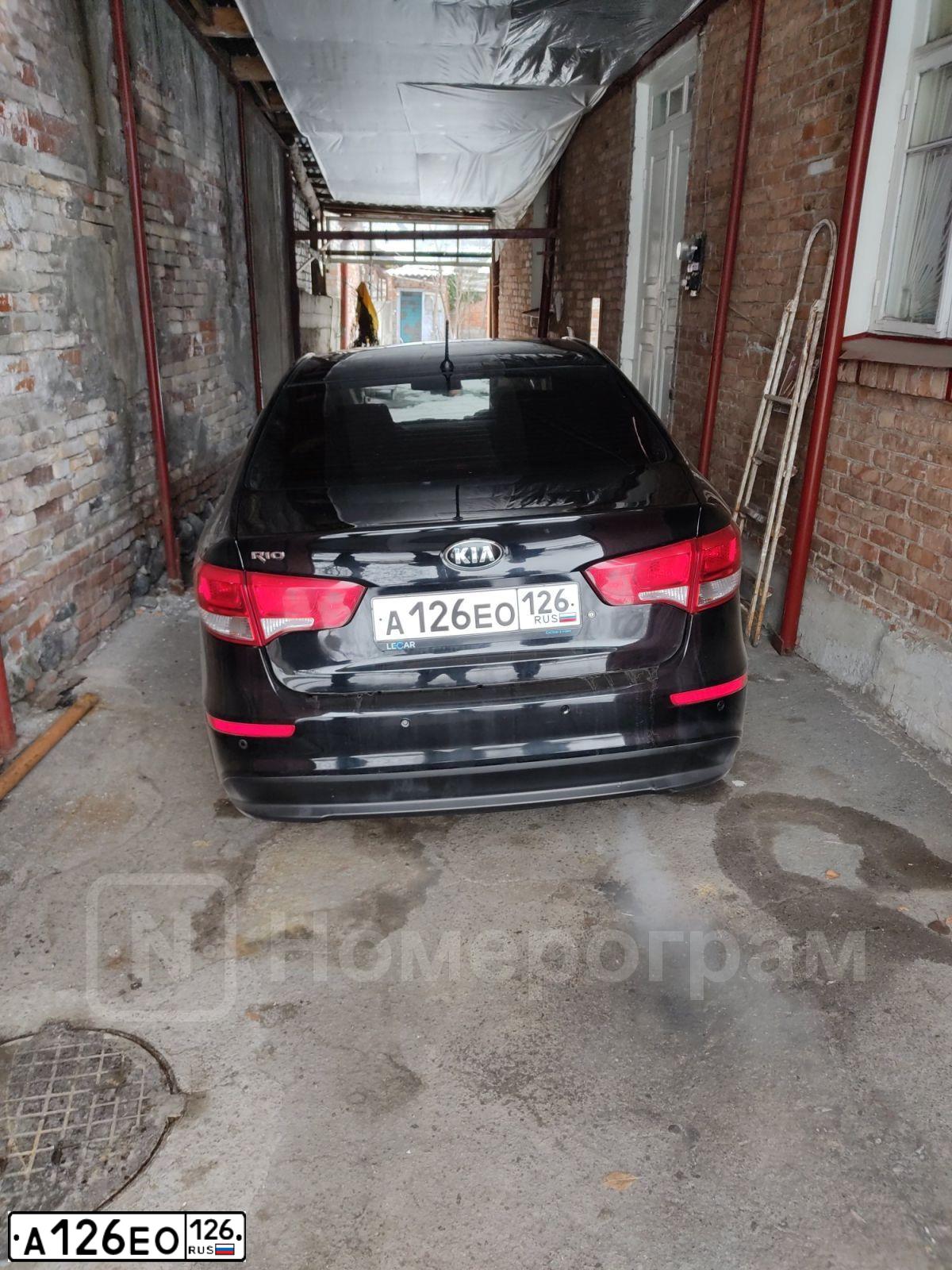 Фото автомобиля HYUNDAI SOLARIS, 2011 — госномер А126ЕО126. Цвет: СЕРЕБРИСТЫЙ