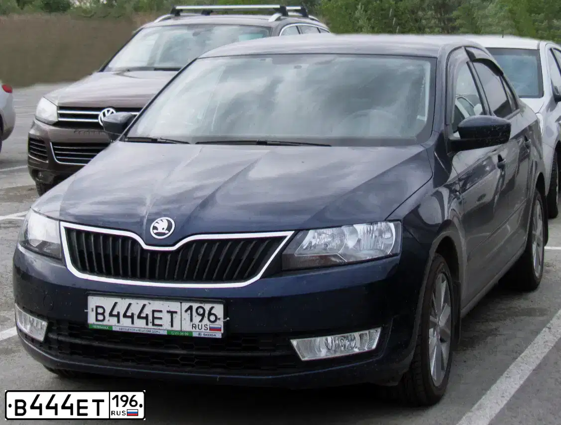 Фото автомобиля SKODA KODIAQ, 2018 — госномер С923ВУ196. Цвет: Белый