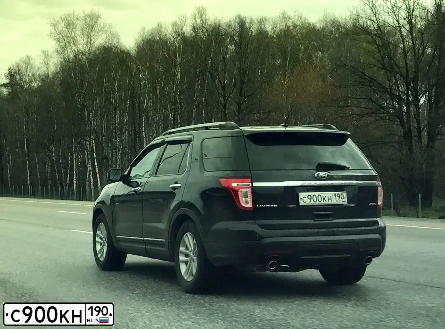 Фото автомобиля FORD EXPLORER, 2011 — госномер А130ОТ790. Цвет: ЧЕРНЫЙ