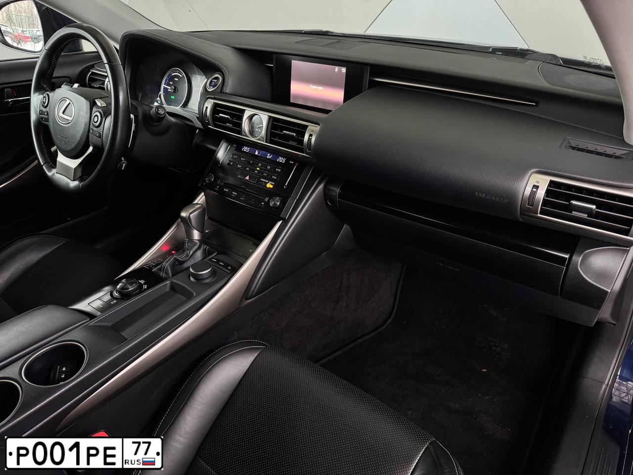 Фото автомобиля LEXUS IS, 2014 — госномер Н452МР198
