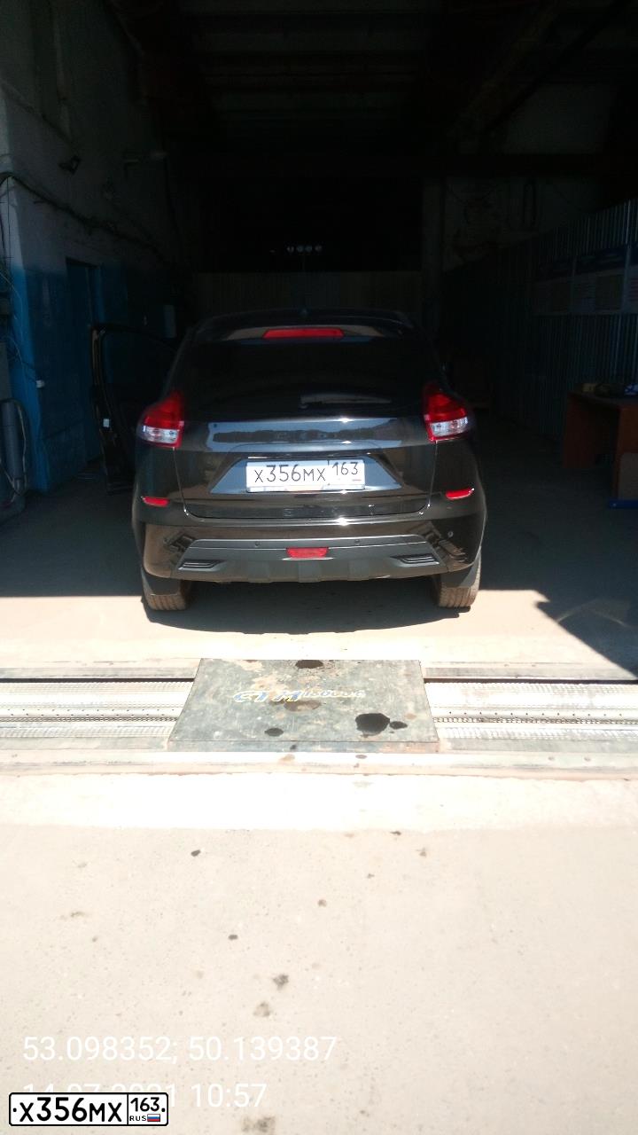 Фото автомобиля LADA XRAY, 2016 — госномер Х356МХ163. Цвет: ЧЕРНЫЙ