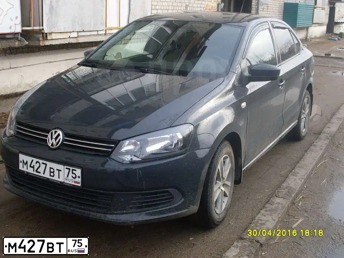 Фото автомобиля VOLKSWAGEN POLO, 2012 — госномер М427ВТ75. Цвет: СЕРЫЙ