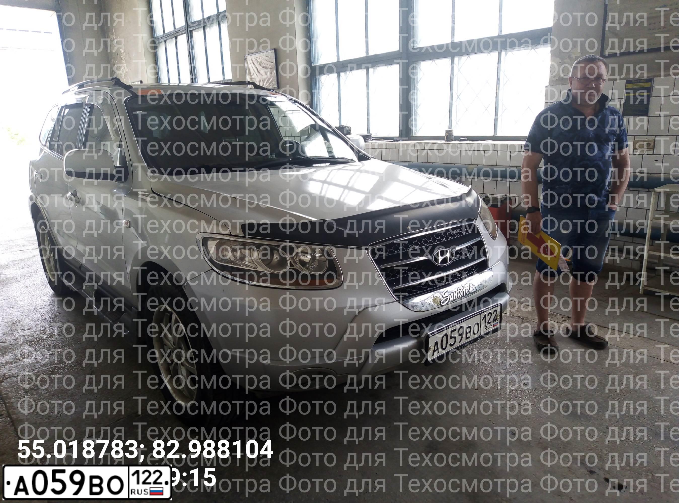 Фото автомобиля HYUNDAI SANTA FE, 2008 — госномер М205УХ154. Цвет: СЕРЫЙ