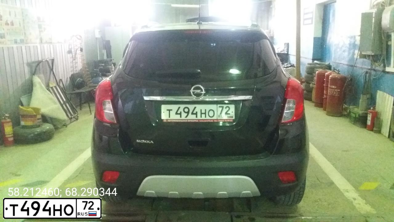 Фото автомобиля OPEL MOKKA, 2012 — госномер Т494НО72. Цвет: ЧЕРНЫЙ