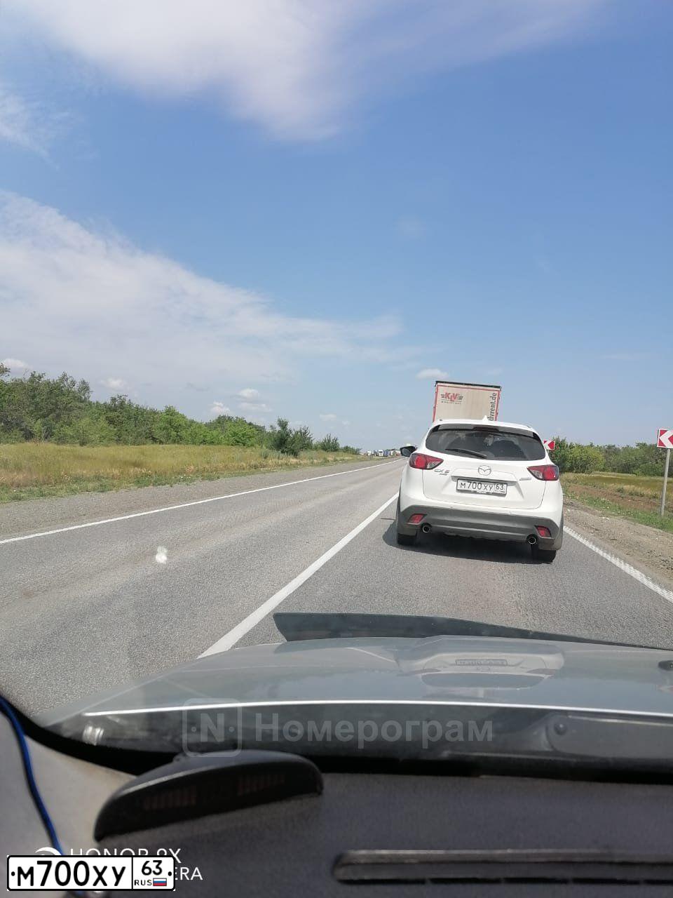 Фото автомобиля HYUNDAI TUCSON, 2006 — госномер Р132ХВ58. Цвет: СЕРЕБРИСТЫЙ