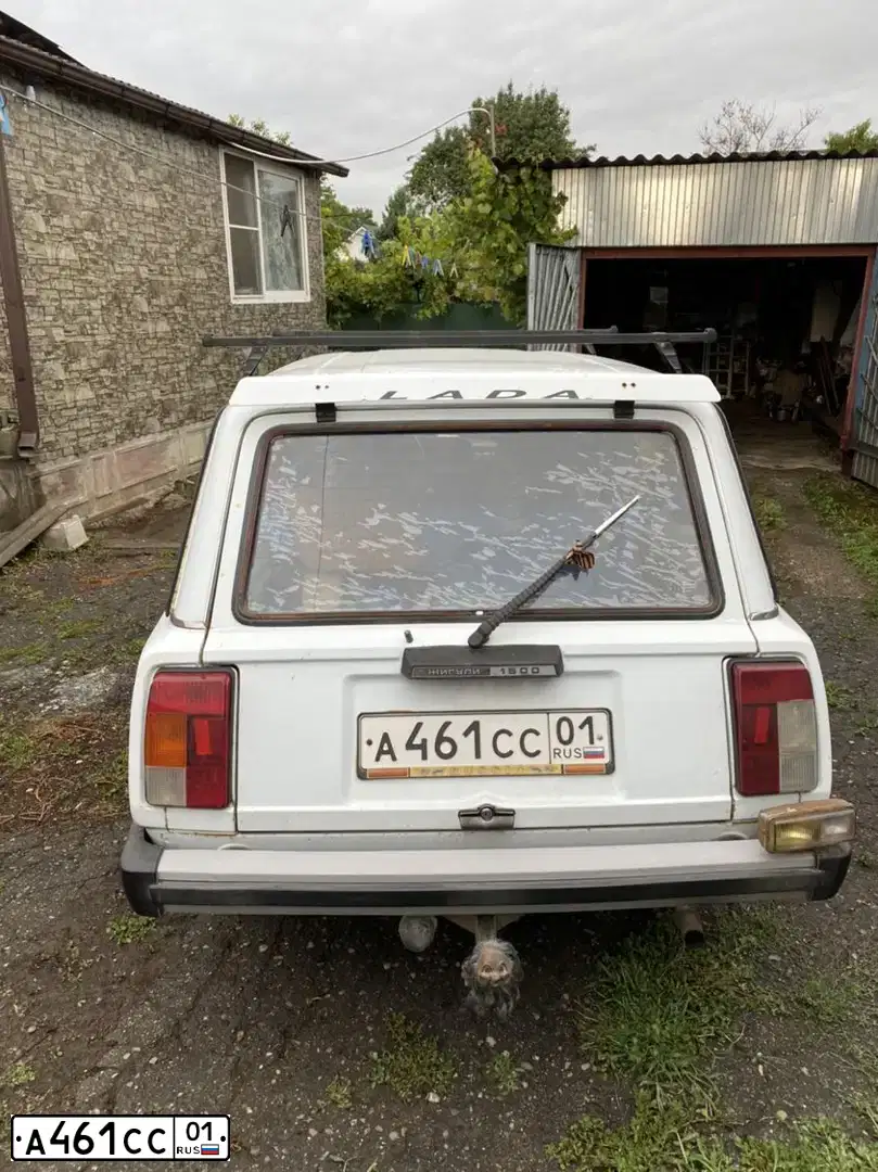 Фото автомобиля LADA 2104, 1999 — госномер Е422ВУ323. Цвет: ЯРКО-БЕЛЫЙ