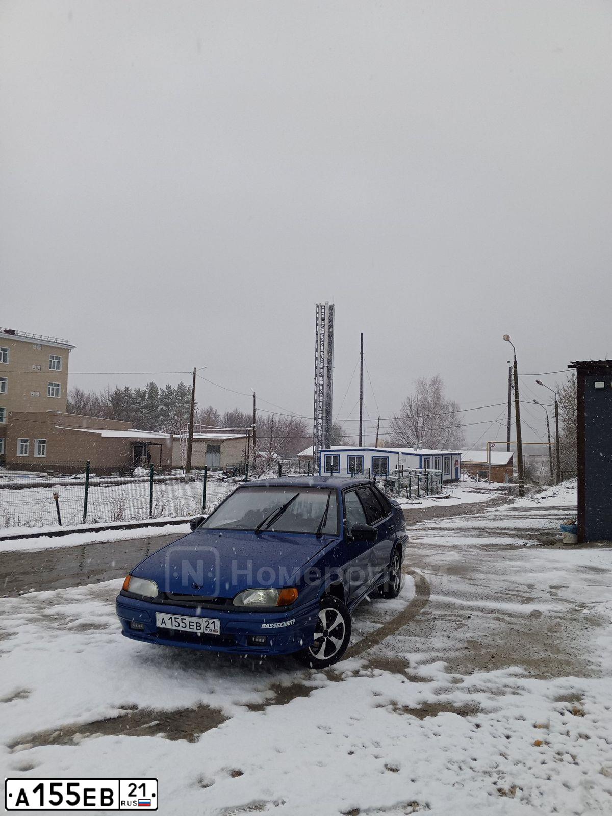 Фото автомобиля LADA 2115 SAMARA, 2003 — госномер А155ЕВ21. Цвет: СЕРЕБРИСТО-ЯРКО-СИНИЙ