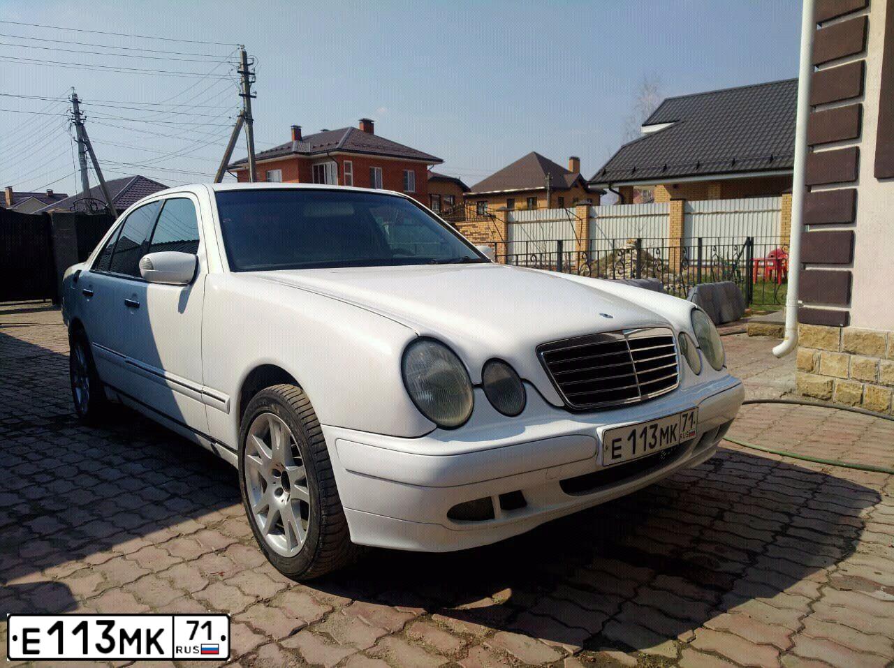 Фото автомобиля MERCEDES E-KLASSE, 1997 — госномер Е113МК71. Цвет: БЕЛЫЙ