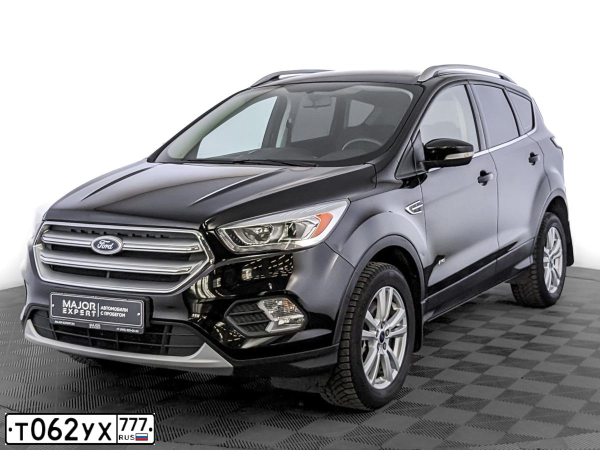 Фото автомобиля FORD KUGA, 2016 — госномер Р460АМ250. Цвет: ЧЕРНЫЙ