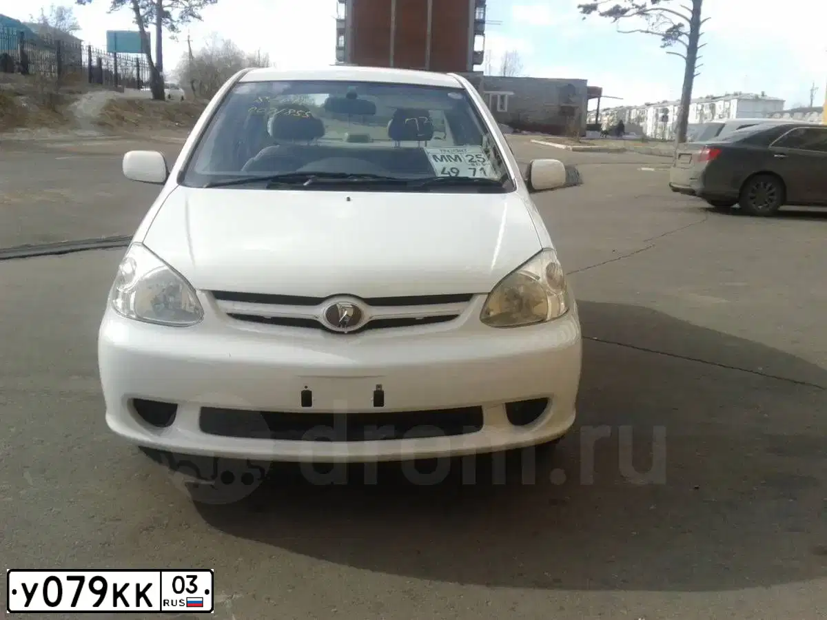 Фото автомобиля TOYOTA CAMRY, 2010 — госномер У079КК03. Цвет: СЕРЕБРИСТЫЙ МЕТАЛЛИК